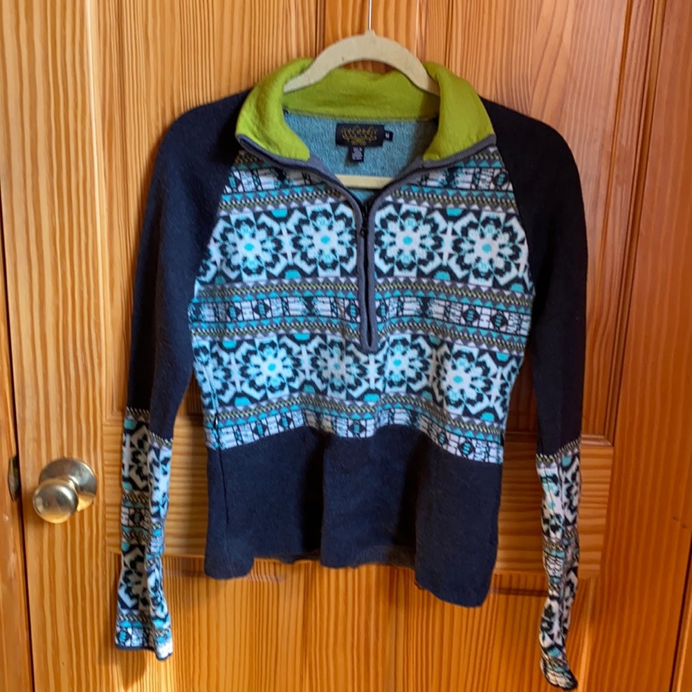Women’s Knit wool Quarter Zip - Medium
